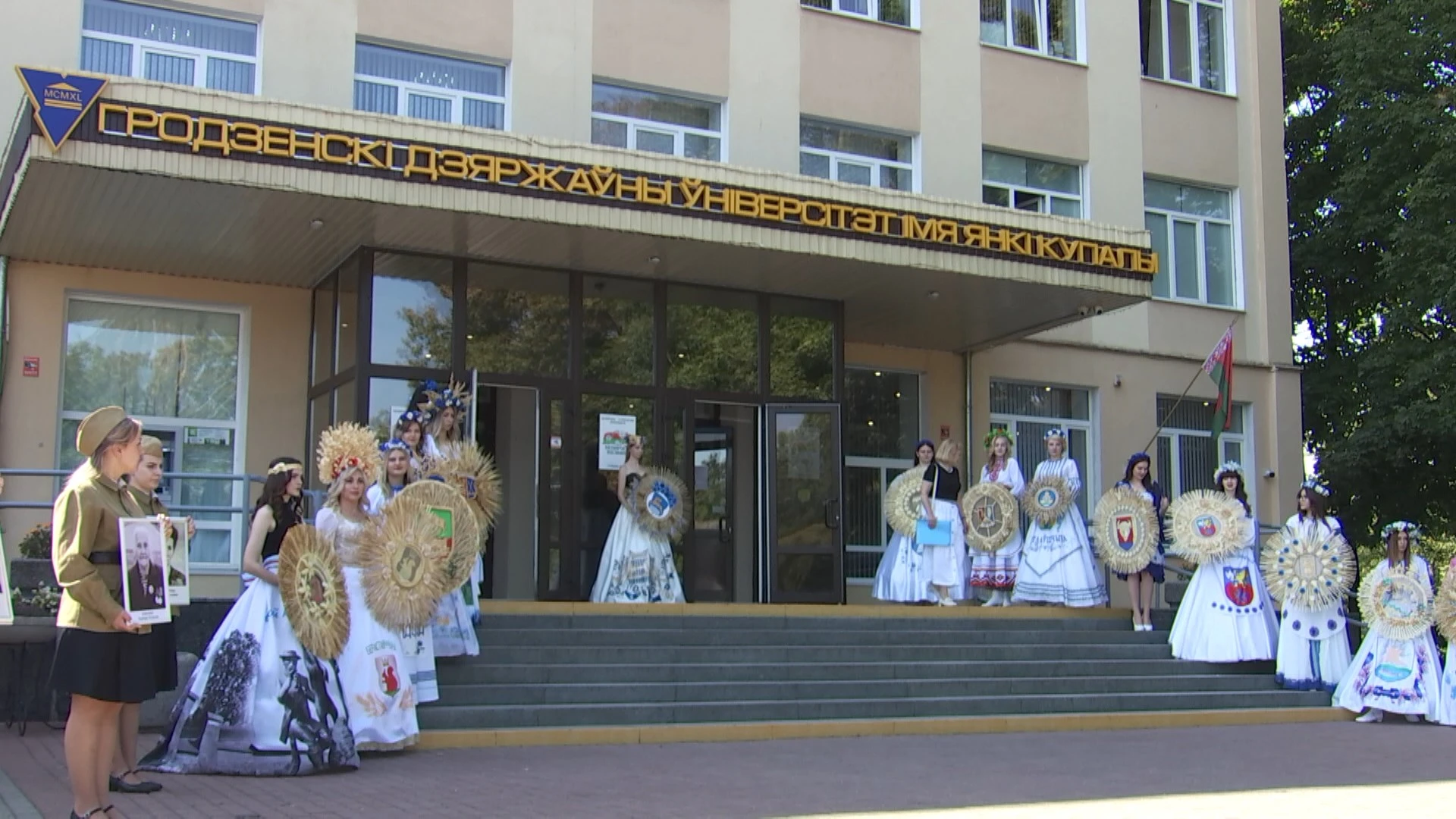 96dff2d7-47a3-4697-8e96-830d963cf780-xl-___webp_1920